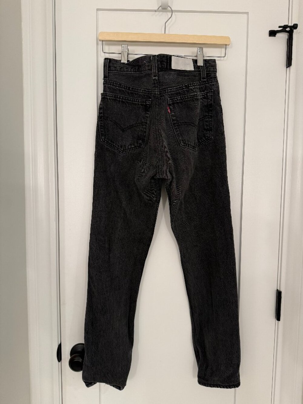 RE/DONE Straight Leg Jeans in Washed Black